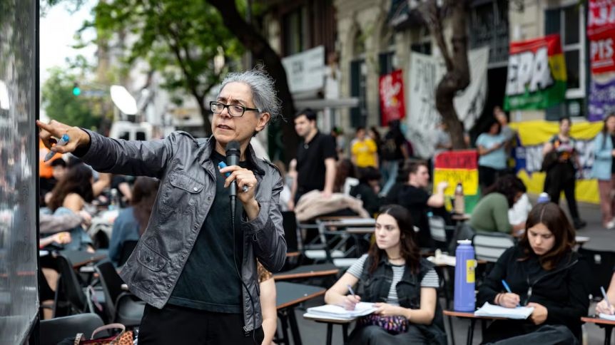 En pleno conflicto con las universidades, el secretario de Educacin defiende el Presupuesto 2025